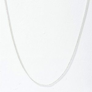 New in Box India Hicks The Essential Necklace Silver